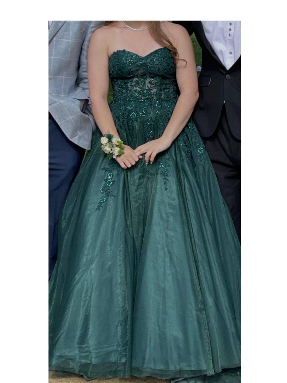 Gorgeous Jovani Green Prom Gown - Size 4